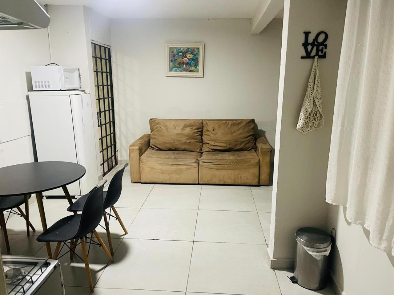 Casa Fundos Eco City 03 Simples E Confortavel Com 2 Quartos E Garagem Curitiba Dış mekan fotoğraf